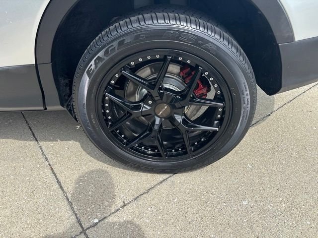 Used 2018 Silver Ford S image 10