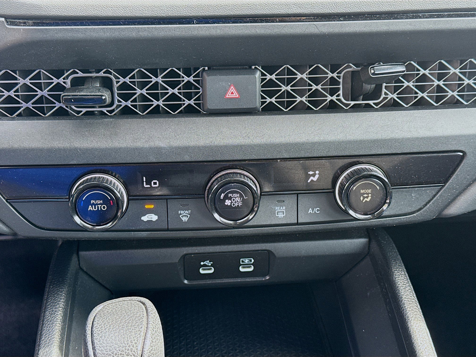 2023 Honda Accord LX - Photo 14