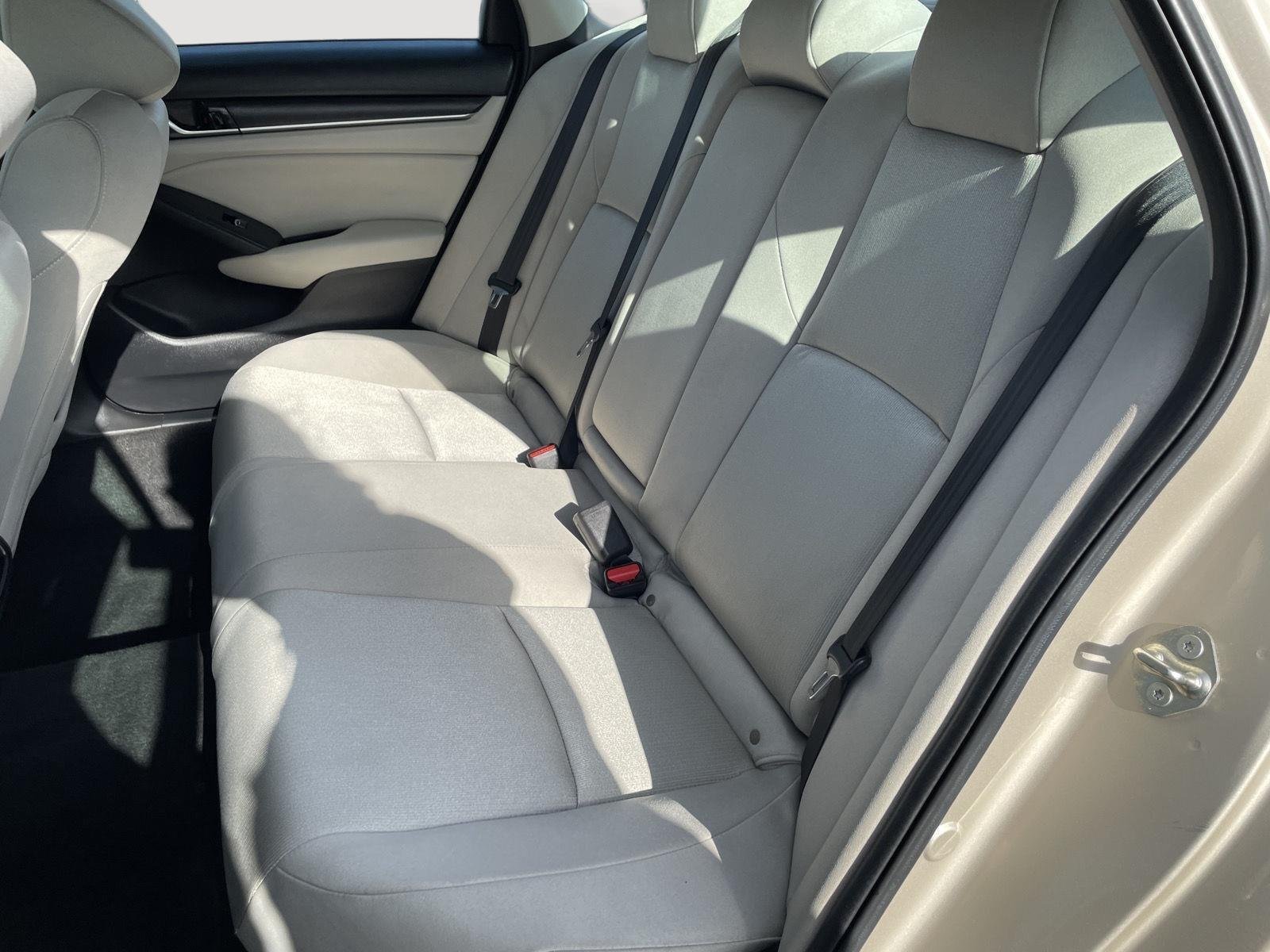 Used 2019 Champagne Frost Pearl Honda LX 1.5T image 24