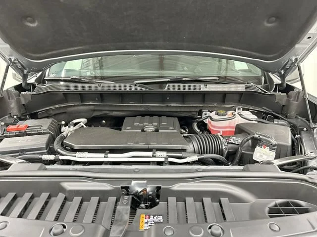New 2026 Sterling Gray Metallic Chevrolet LT (2FL) image 6