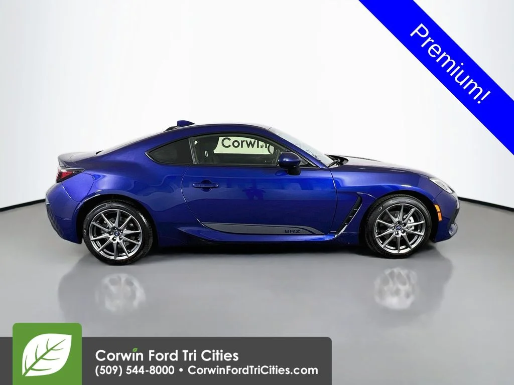 Used 2024 Sapphire Blue Pearl Subaru Premium image 17