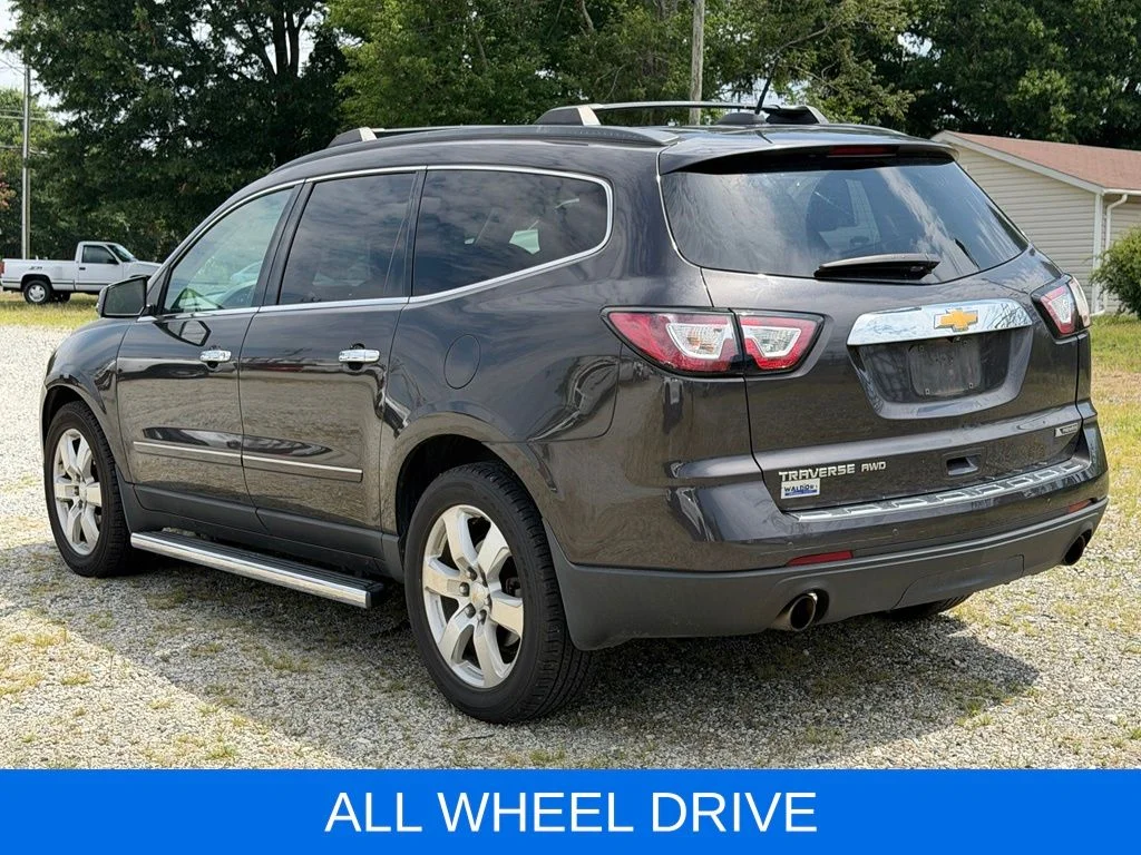 Used 2017 Gray Chevrolet Premier image 8