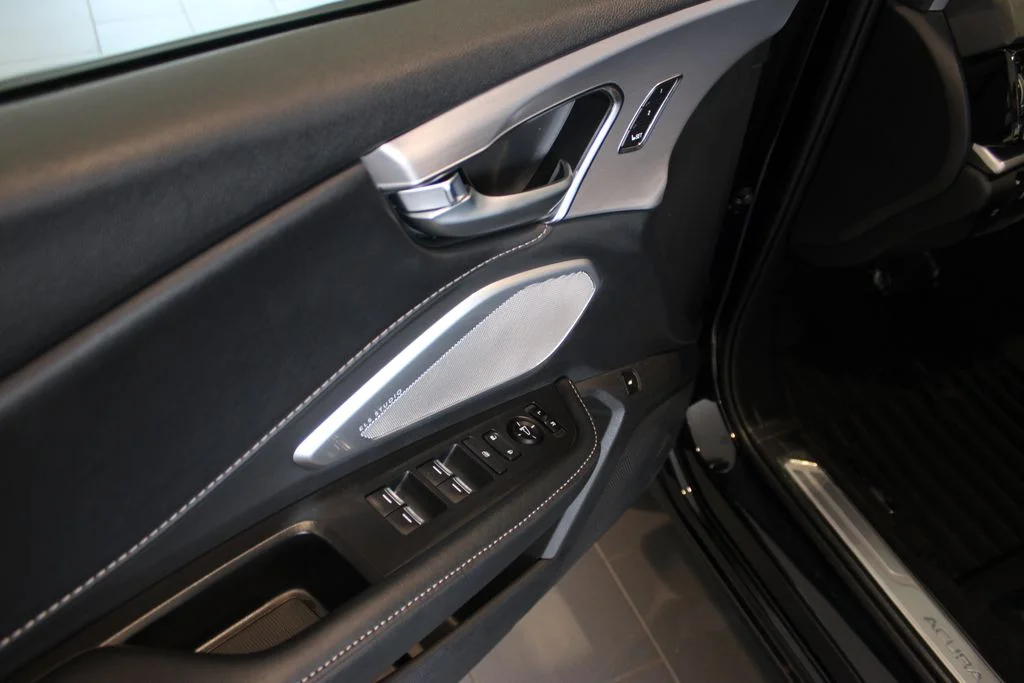 New 2026 Majestic Black Pearl Acura Technology Package image 28