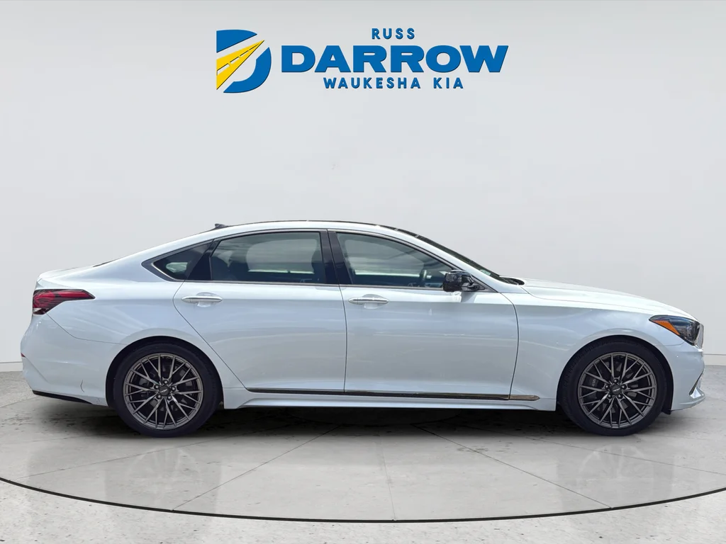 Used 2019 White Genesis 3.3T Sport image 6