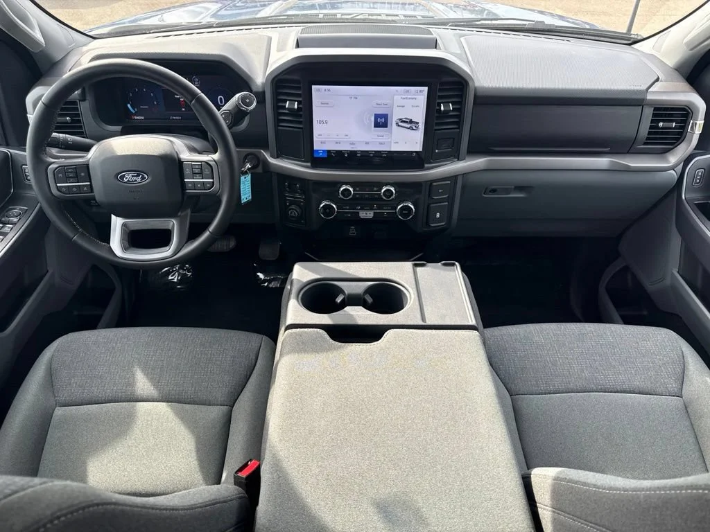 Used 2025 White Ford XLT image 12
