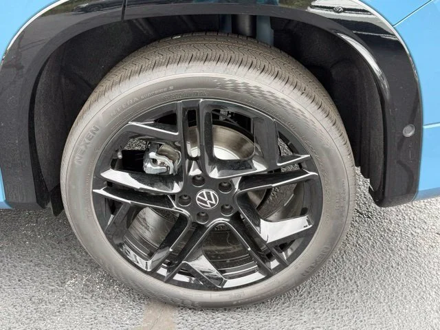 New 2026 Monterey Blue Pearl Volkswagen 2.0T SE R-Line Black image 6