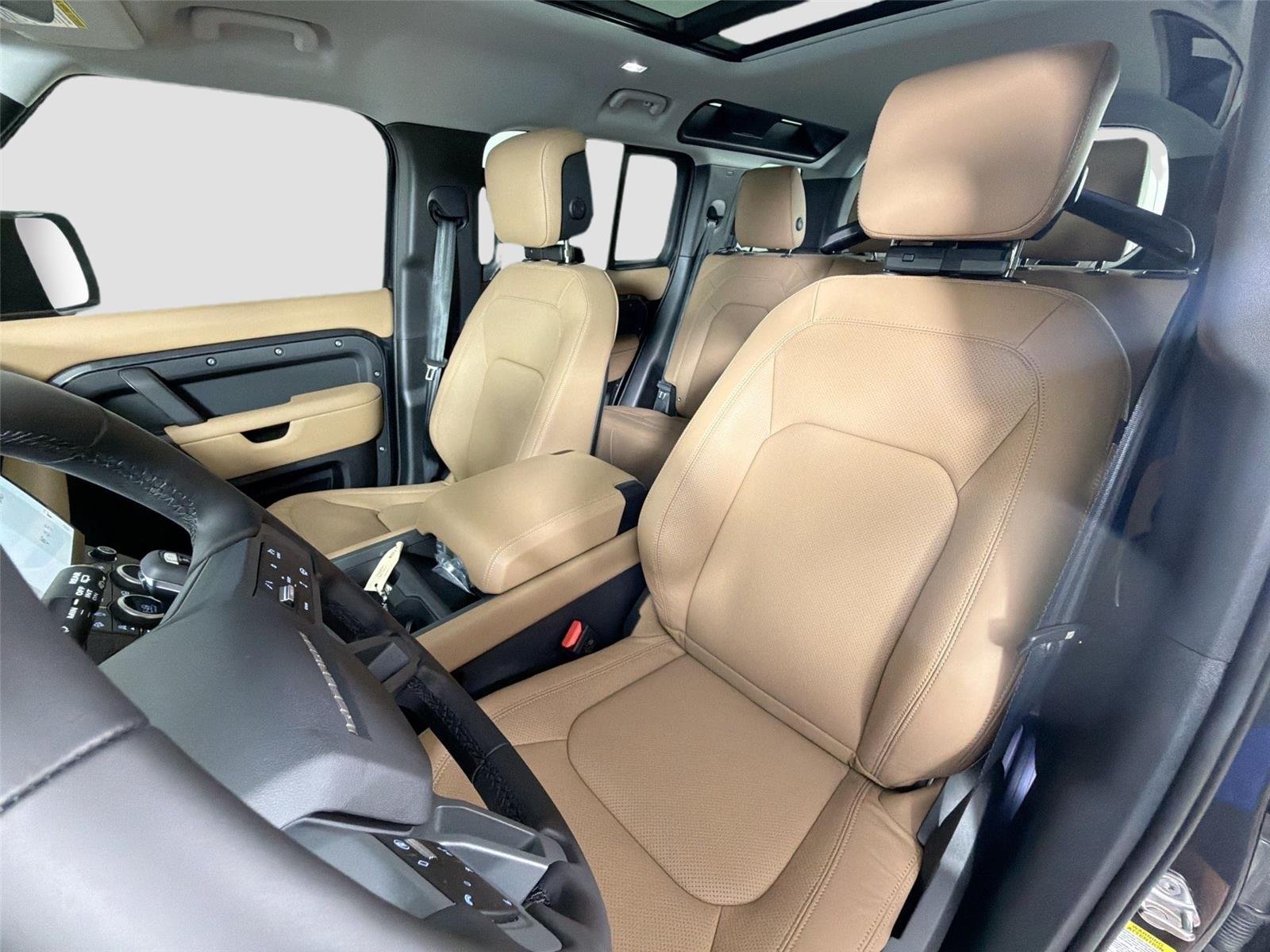 New 2026 CARPATHIAN GREY Land Rover X-Dynamic SE image 20