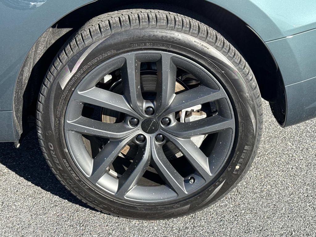 New 2026 Giola Green Land Rover Dynamic SE image 29