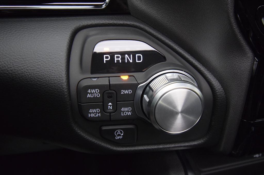 New 2026 Tank Exterior Paint RAM Laramie image 30