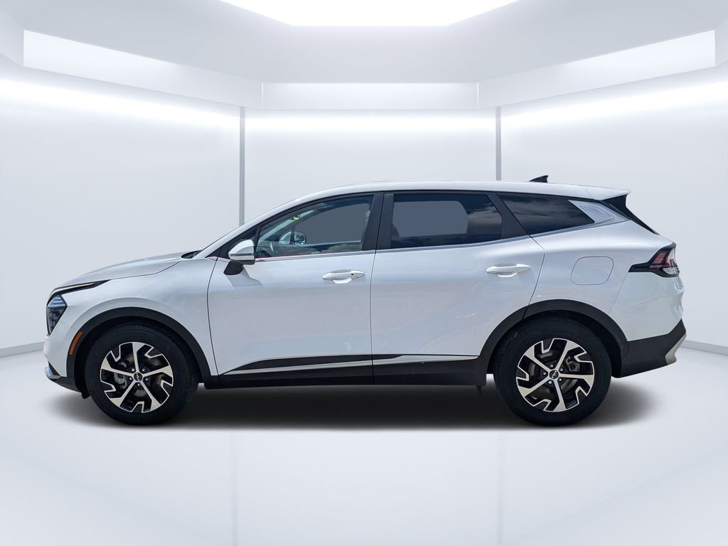 Used 2024 White Kia EX image 6