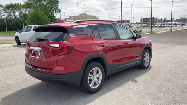 2024 GMC Terrain SLE - Photo 8