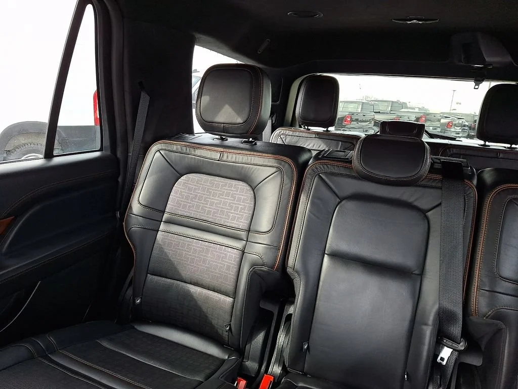 Used 2023 Gray Lincoln Black Label image 19