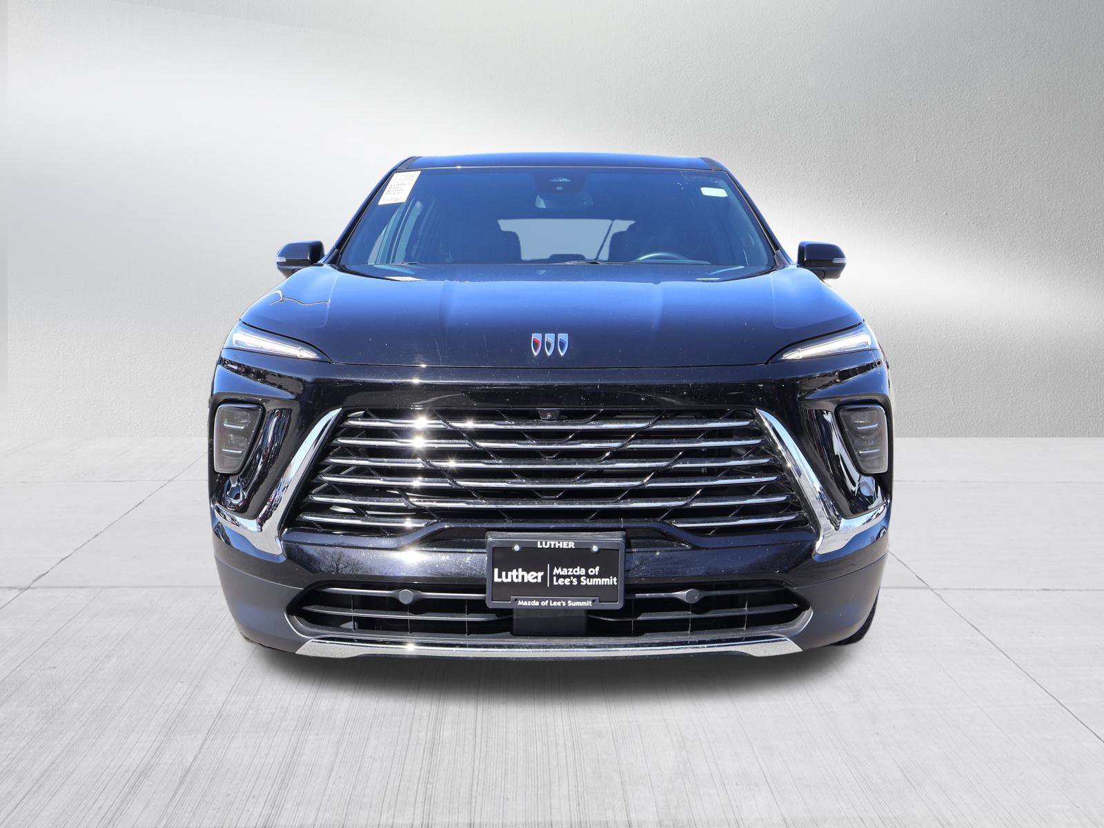 Used 2025 Buick Enclave Preferred with VIN 5GAEVARS5SJ232061 for sale in Kansas City