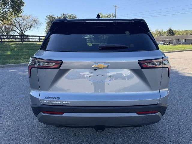 2027 Chevrolet Equinox LT - Photo 17
