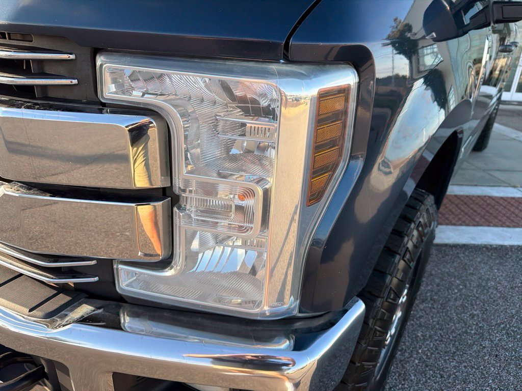Used 2019 Blue Ford Lariat image 12