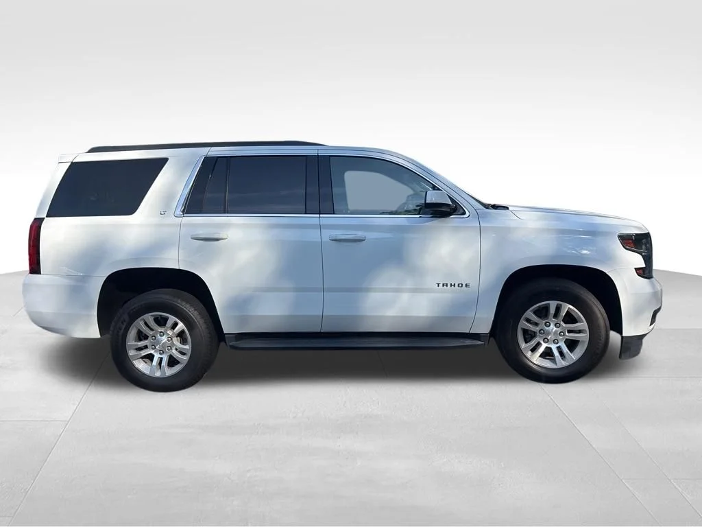 Used 2019 White Chevrolet LT image 12