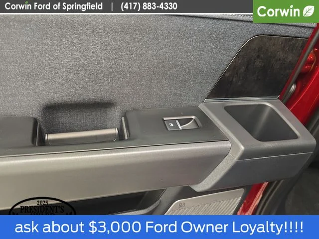 New 2026 Ruby Red Metallic Tinted Clearcoat Ford F-250® Lariat® image 25