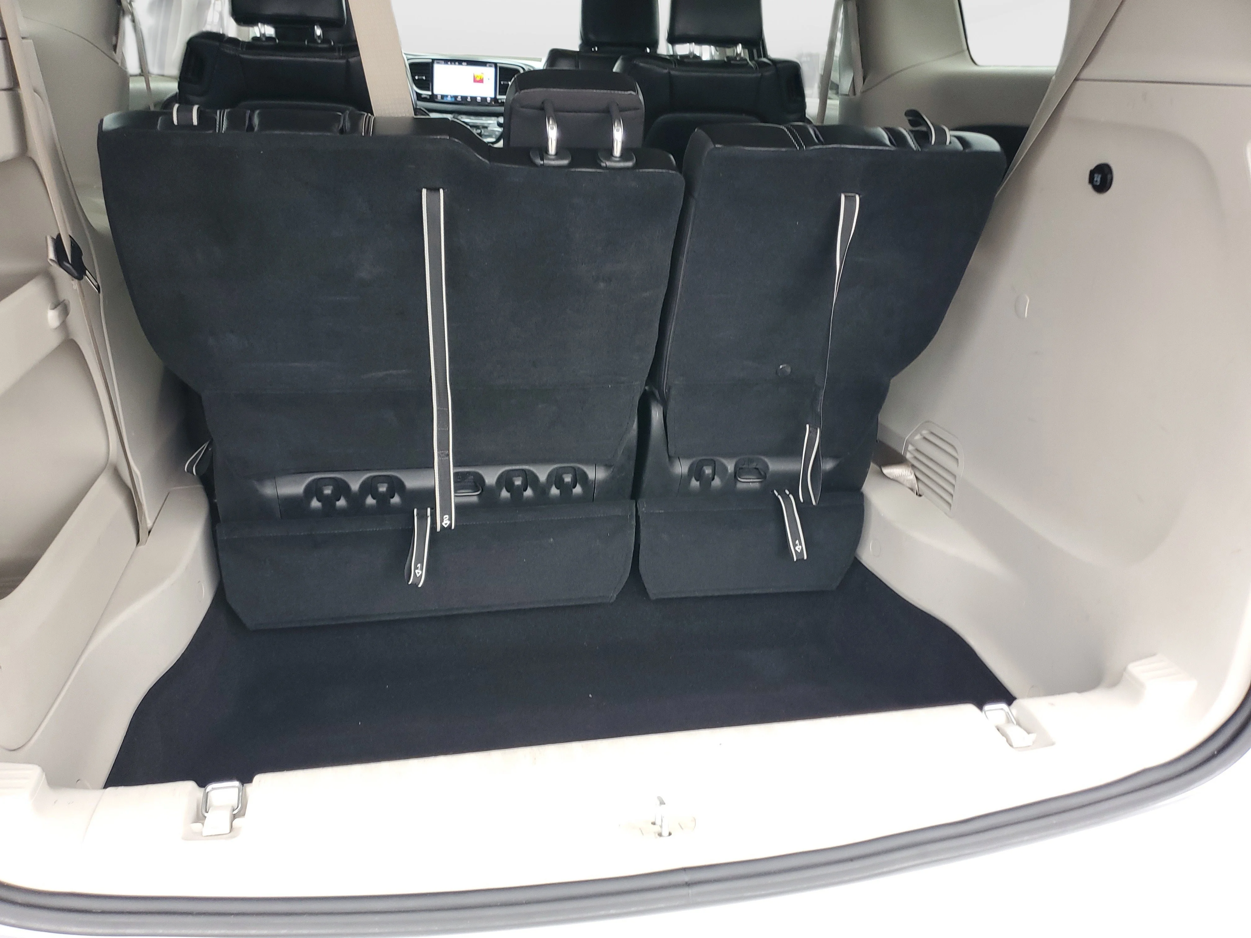 Certified Used 2023 Silver Chrysler Touring L image 26