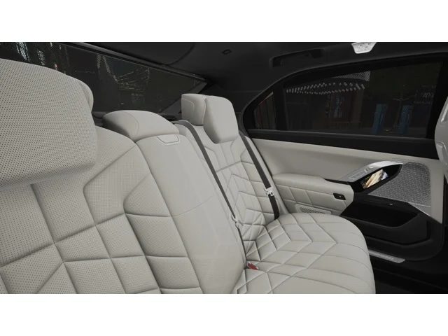 New 2026 Tanzanite Blue II Metallic BMW 760i xDrive image 12