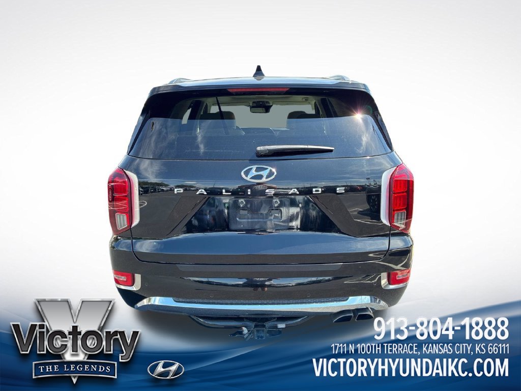 Used 2020 Black Hyundai Limited image 4