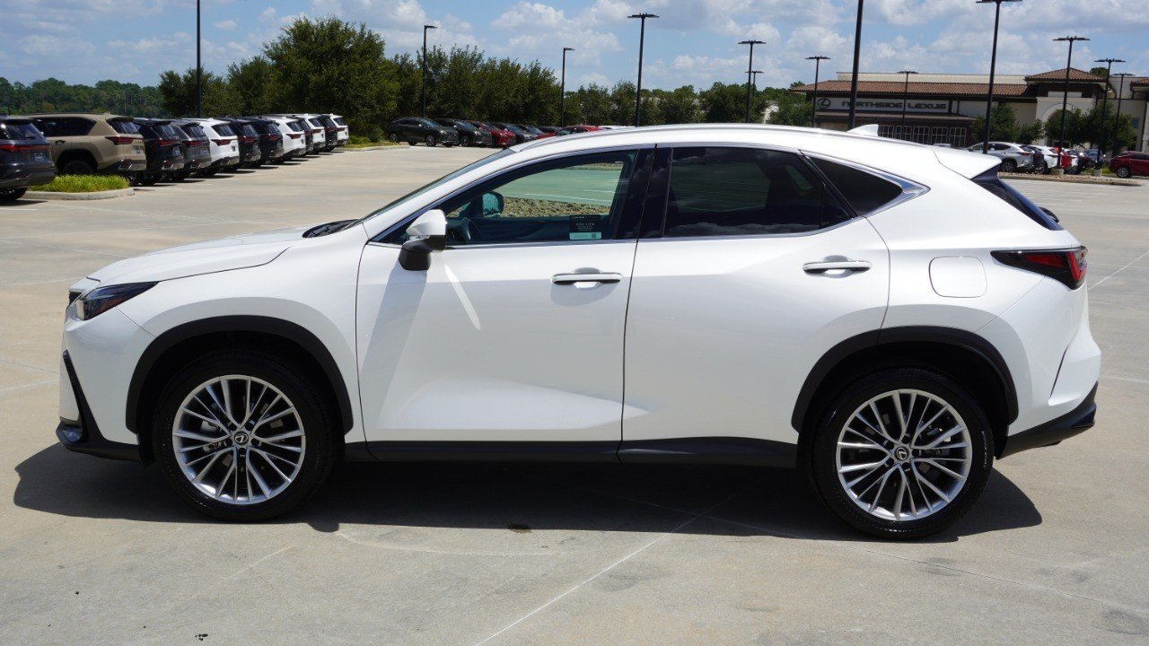 Certified Used 2025 EMINENT WHITE PEARL Lexus NX 350 Premium image 5