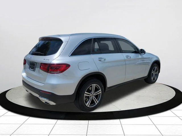 Used 2020  Mercedes-Benz GLC 300 image 3