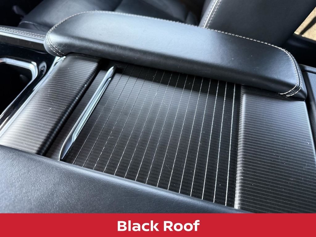 Used 2024 Baltic Gray Metallic Jeep Series II obsidian w/panoramic roof image 29
