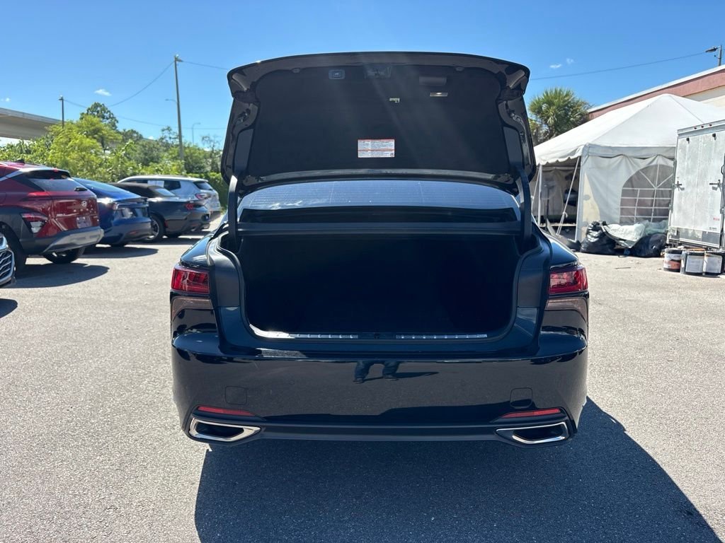 Used 2023 Black Lexus 500 Base image 15