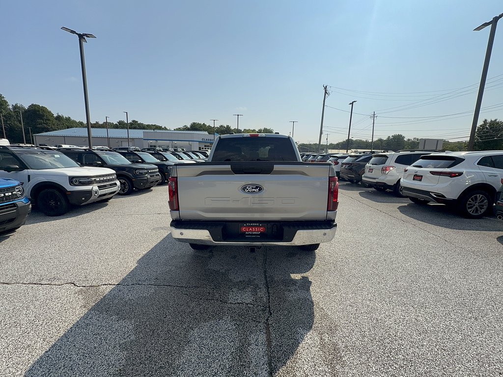 Certified Used 2025 Iconic Silver Ford XLT image 5