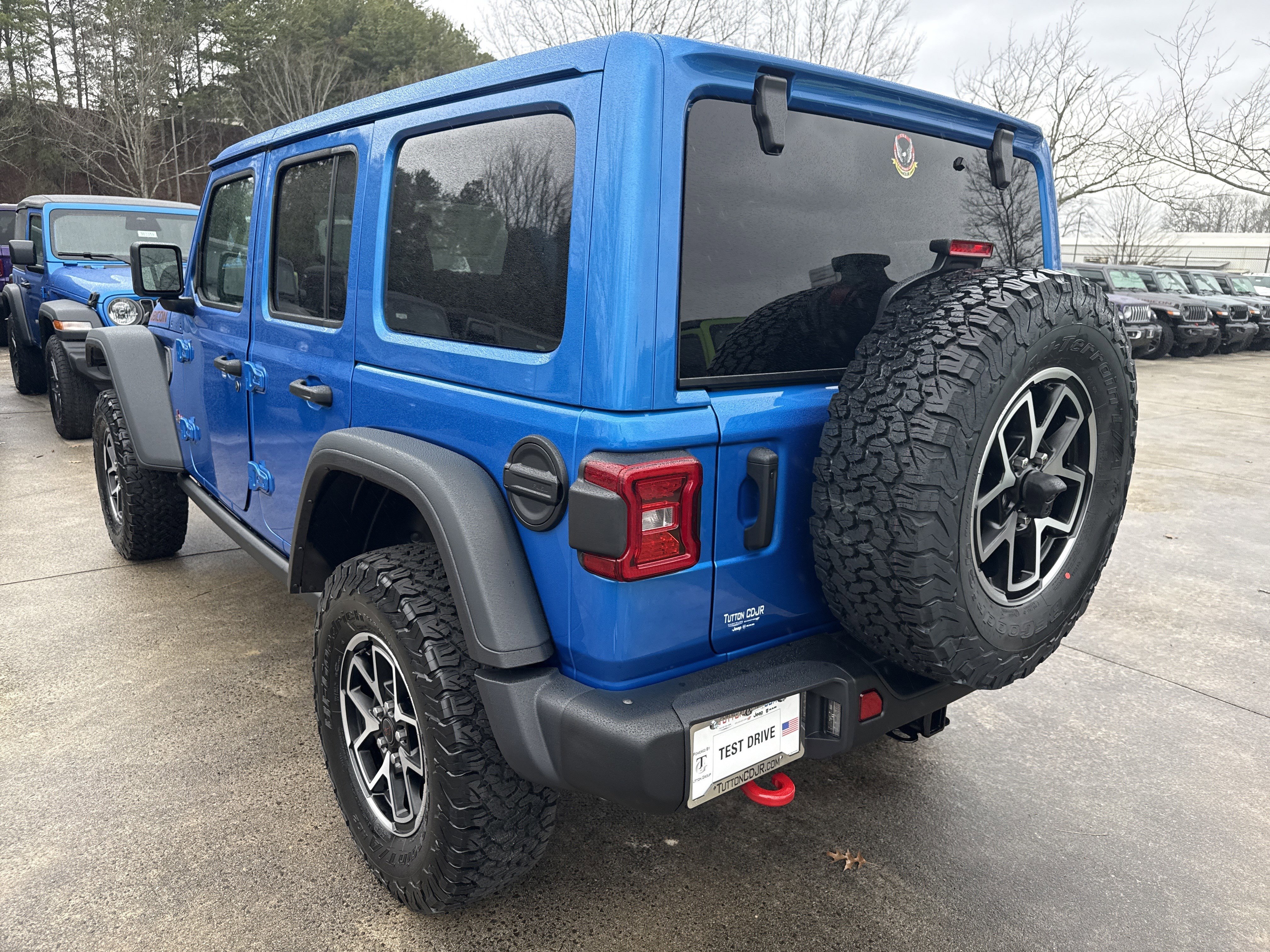 New 2026 Hydro Blue Pearlcoat Jeep  image 5