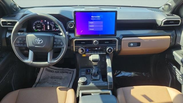 Certified Used 2026 WIND CHILL PEARL Toyota  image 33