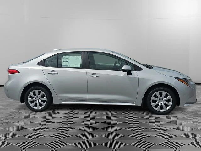 New 2026 Classic Silver Metallic Toyota LE image 5