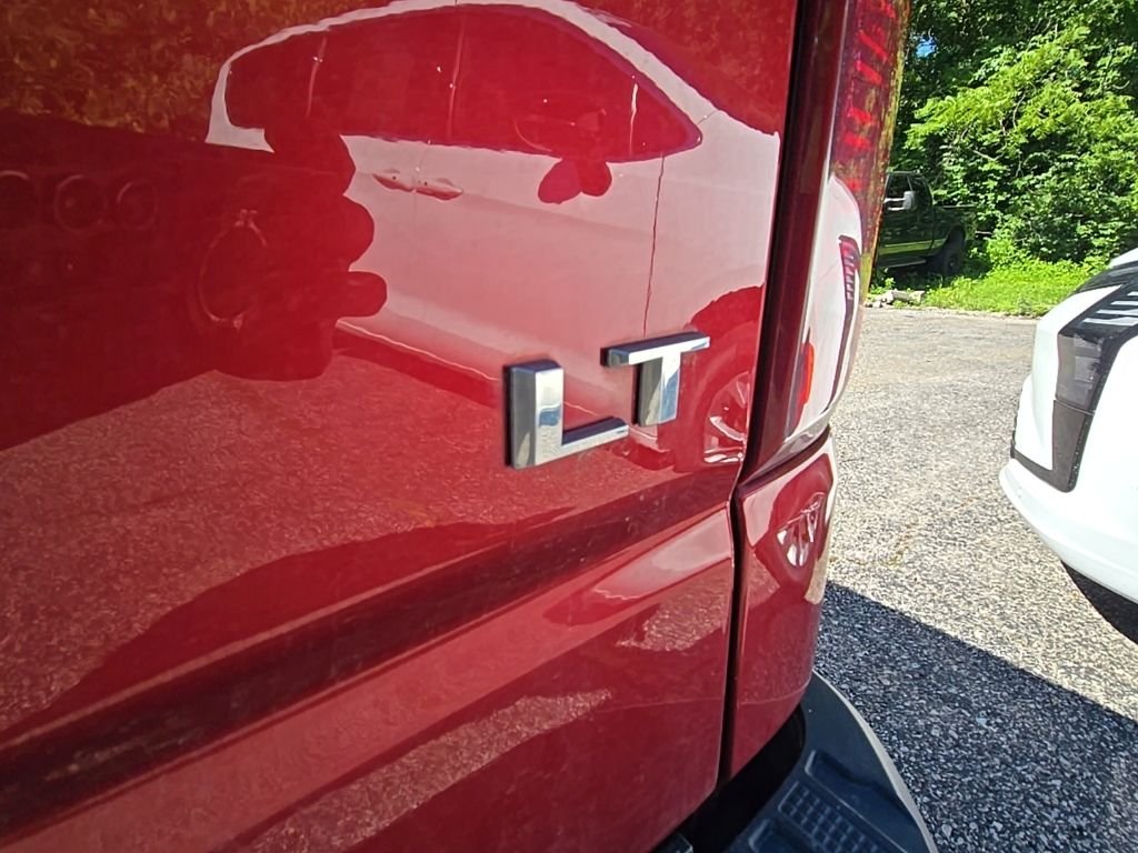 Used 2019 Red Chevrolet LT image 16