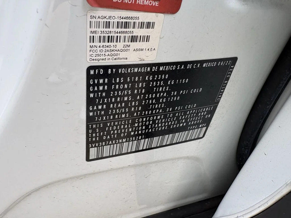 Used 2022  Volkswagen 2.0T SE image 29