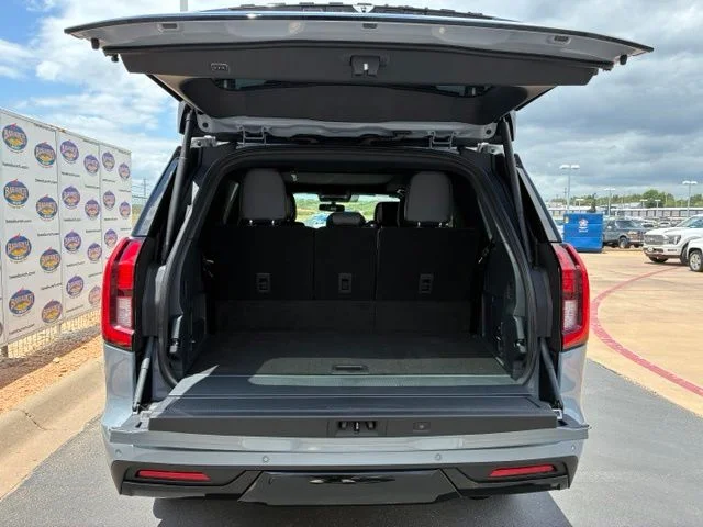 New 2026 Gray Ford Platinum image 7