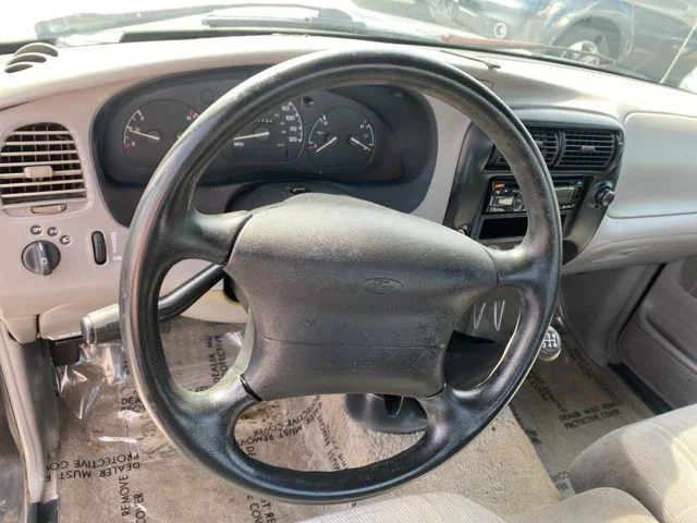 Used 1997 Black Ford  image 10