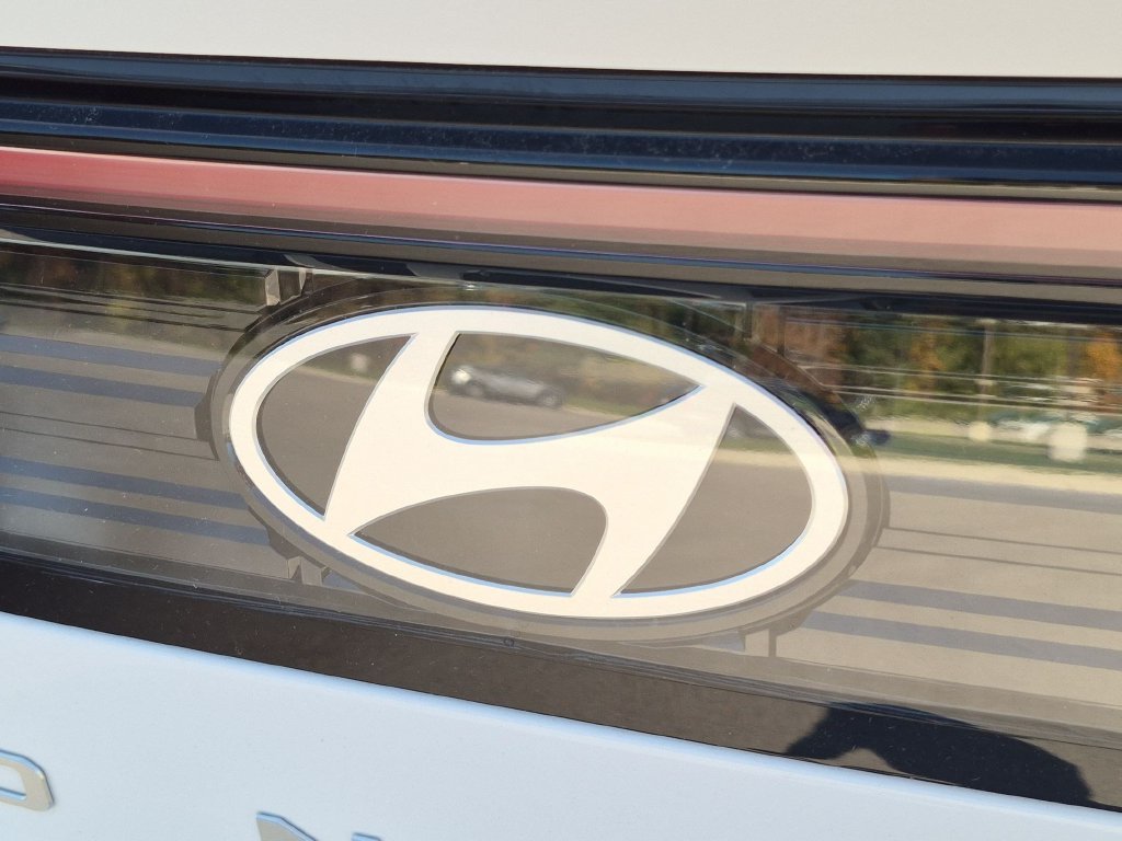 Certified Used 2026 White Hyundai SEL Sport image 27