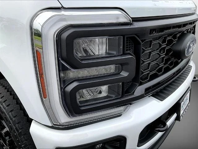 New 2026 Oxford White Ford F-250® XL image 62