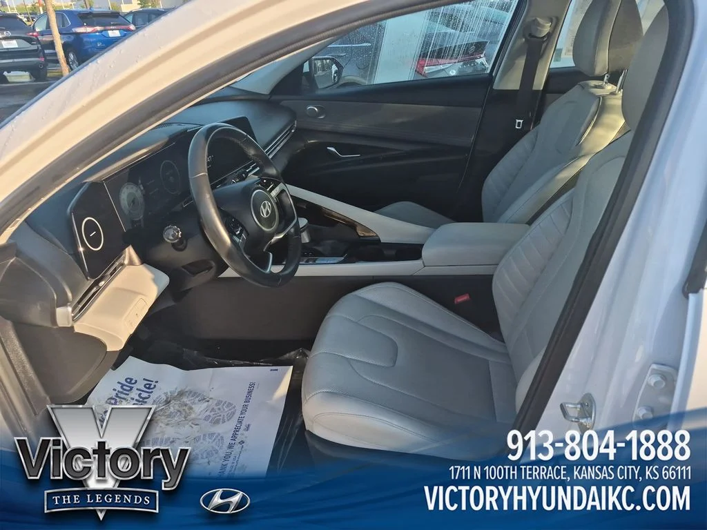 Used 2024 White Hyundai Limited image 9