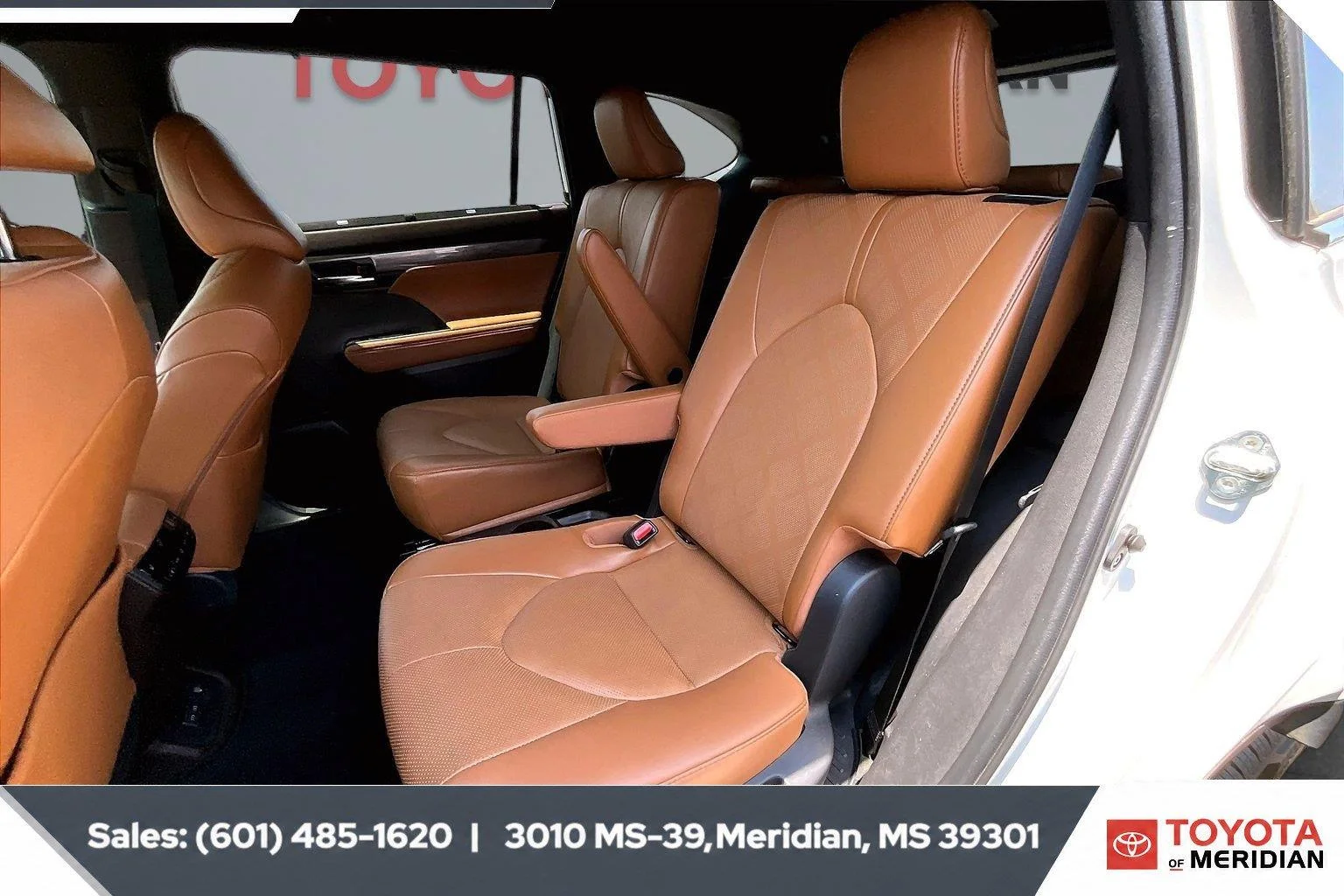 Used 2022 Wind Chill Pearl Toyota Platinum image 19