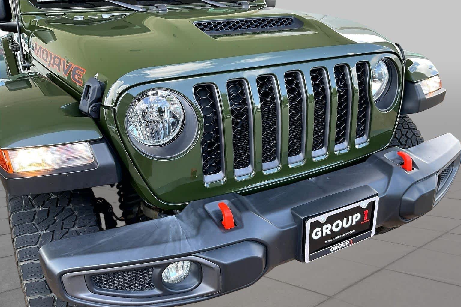Used 2022 Sarge Green Clearcoat Jeep Mojave image 28
