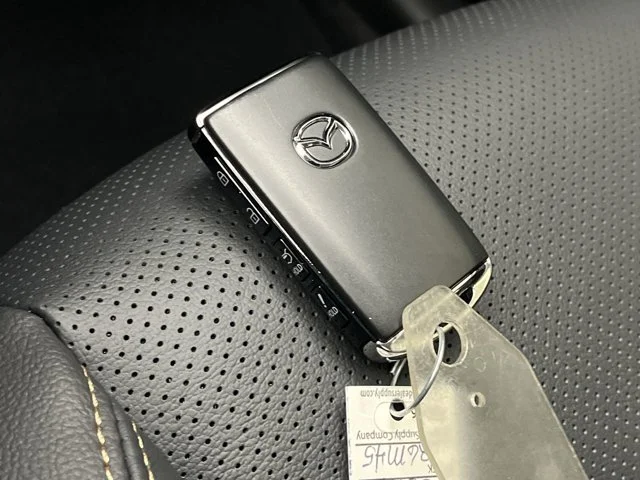 2026 Mazda CX-90 Preferred Package - Photo 27