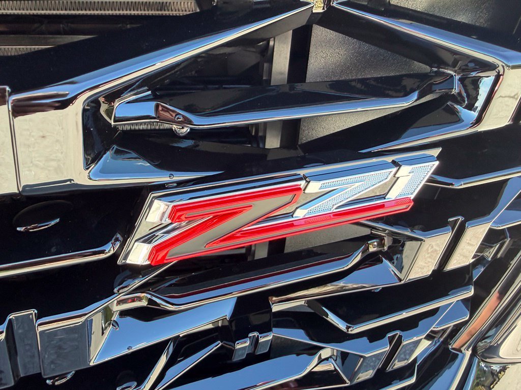 2027 Chevrolet Traverse Z71 - Photo 10