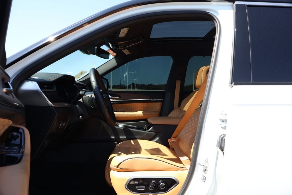 Used 2022 Bright White Clea Jeep Summit image 12