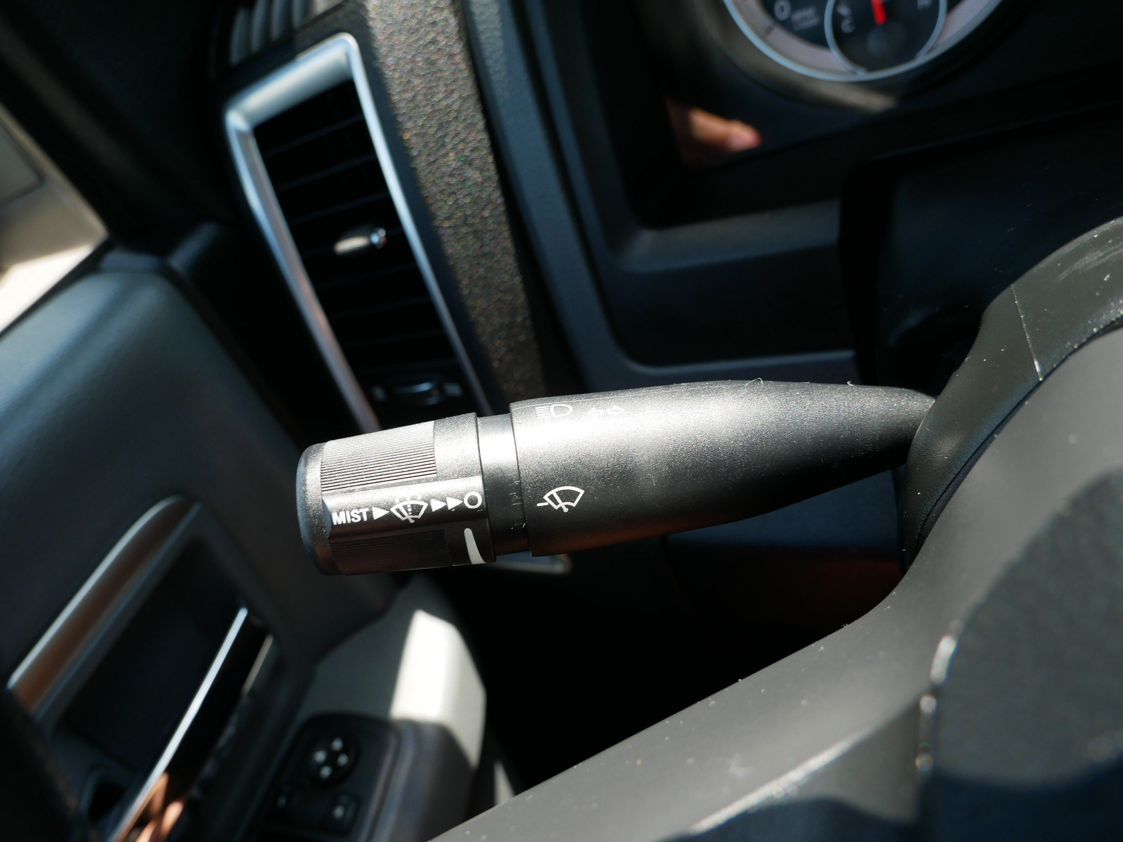 Used 2019 Delmonico Red Pearlcoat Ram Warlock image 30