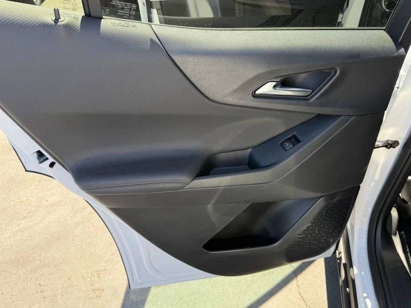 2026 Chevrolet Equinox LT - Photo 18
