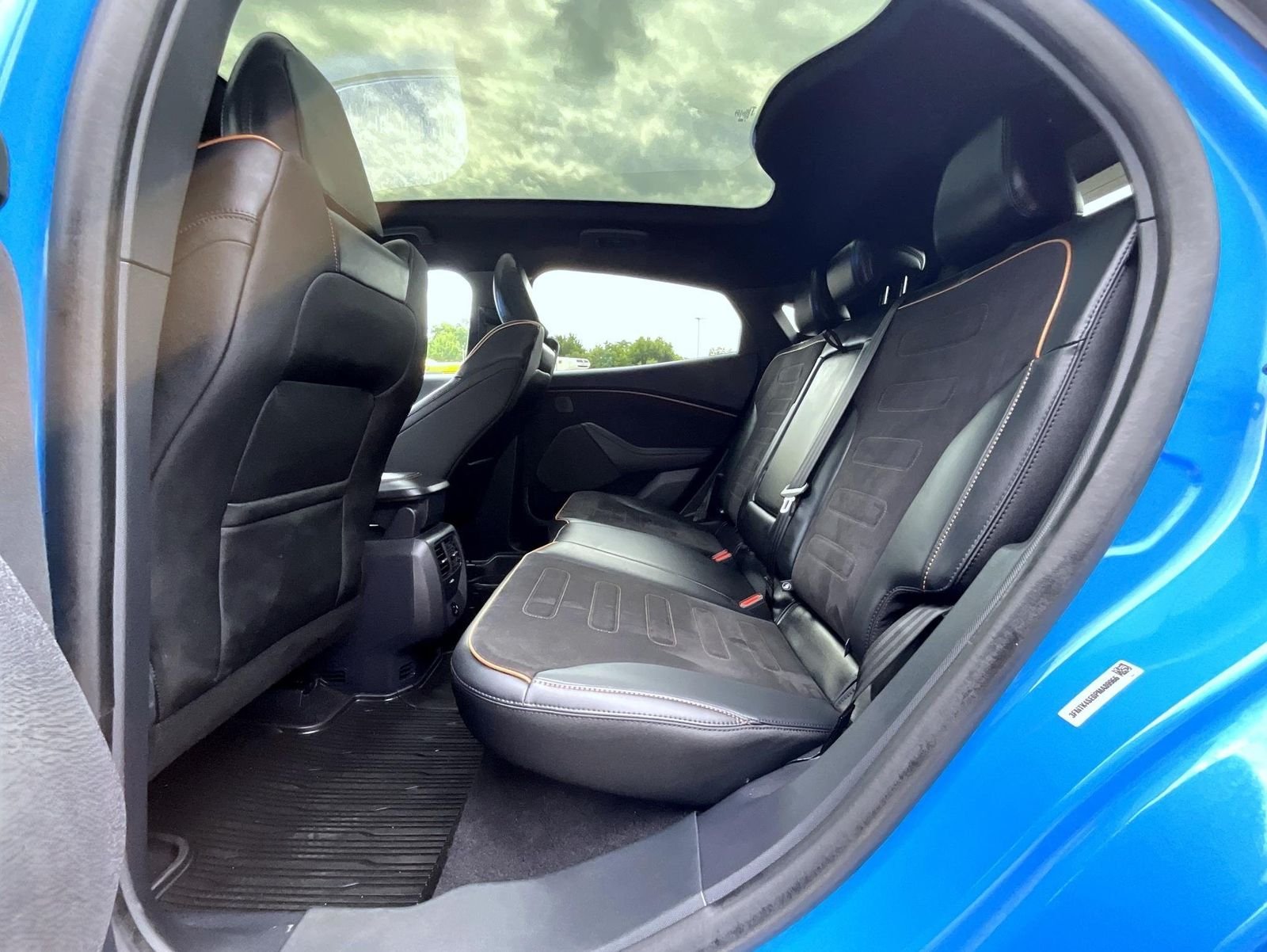 Used 2023 Blue Ford GT image 23