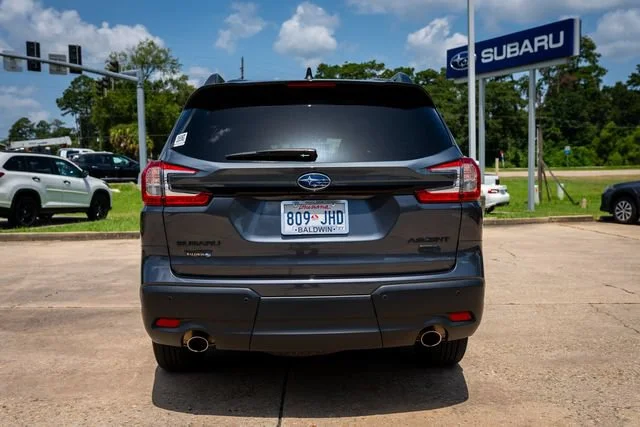 Certified Used 2025 Magnetite Gray Metallic Subaru Onyx Edition image 5