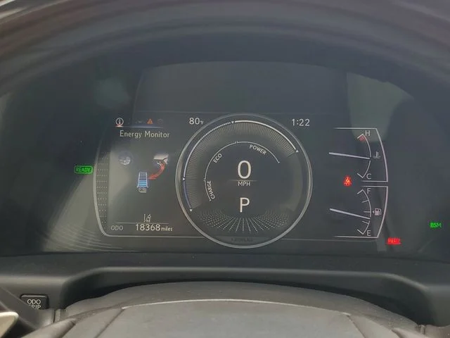 2021 Lexus ES Hybrid 300h - Photo 24