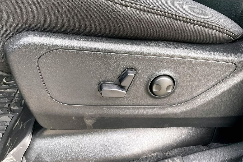 New 2026 Ram 1500 Big Horn/Lone Star 4D Crew Cab